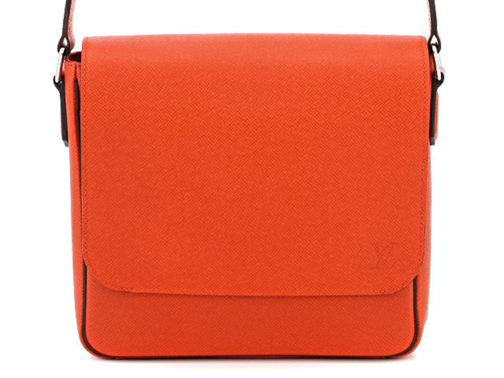 LOUIS VUITTON Roman Shoulder Bag Taiga Leather